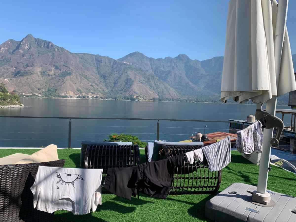 Praní oblečení na cestách&nbsp;🧼