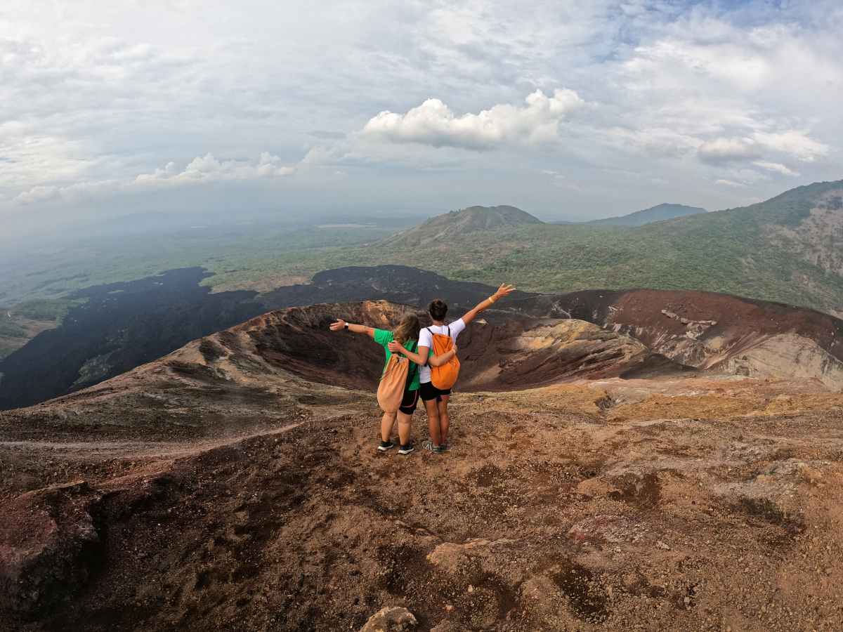 Leon: sopka, bílá katedrála i pláže&nbsp;🇳🇮